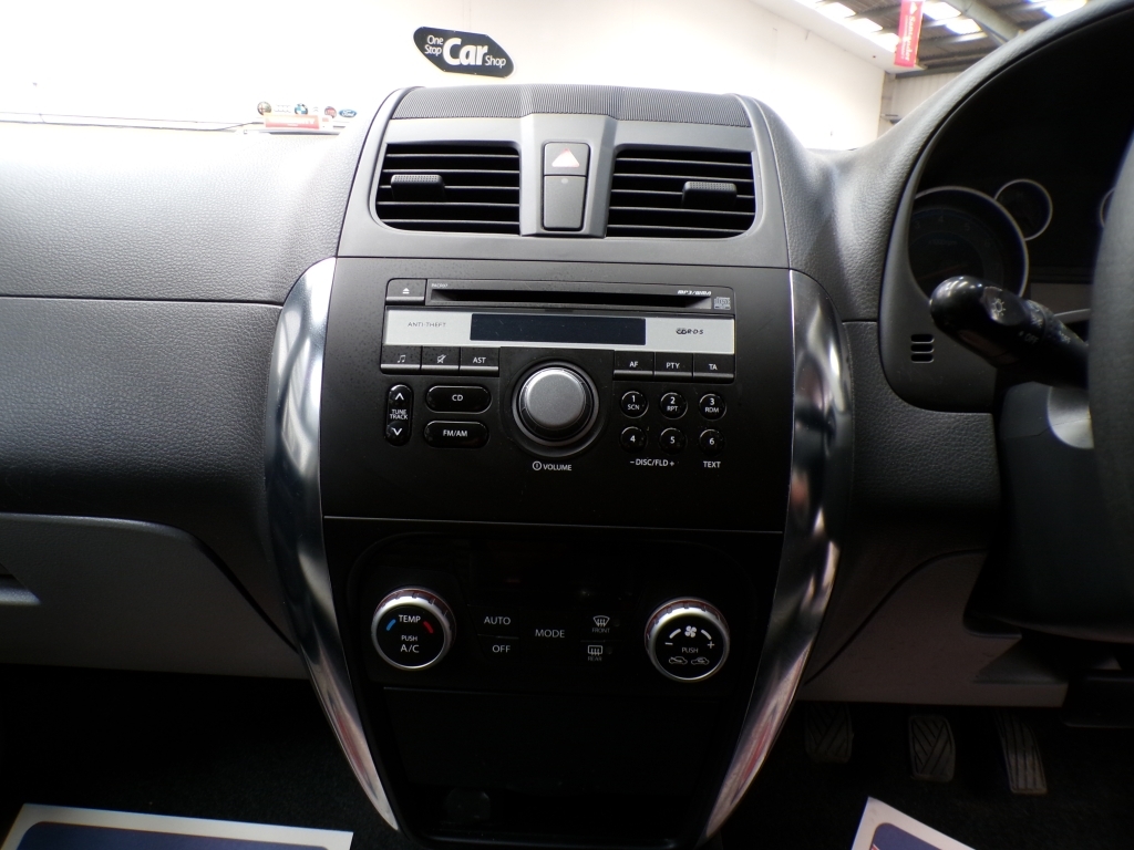 Suzuki SX4 Hatchback Blue #17