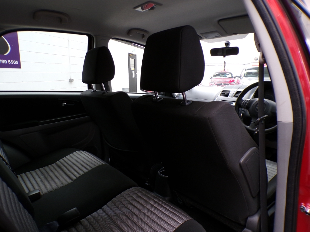 Suzuki SX4 Hatchback Blue #23