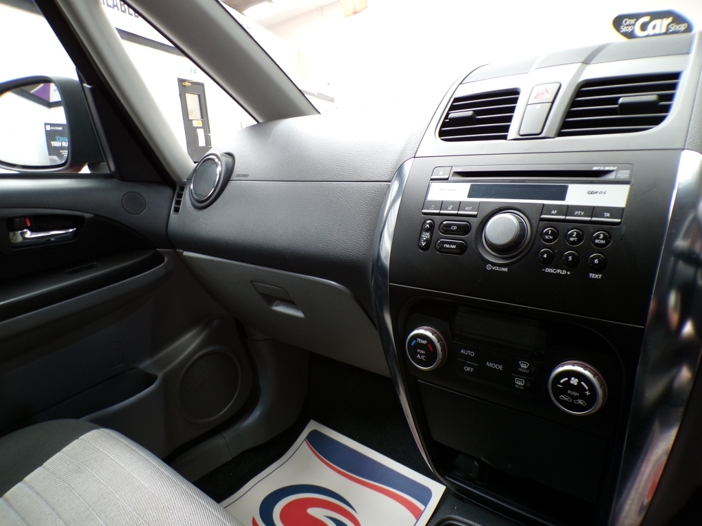 Suzuki SX4 Hatchback Blue #16