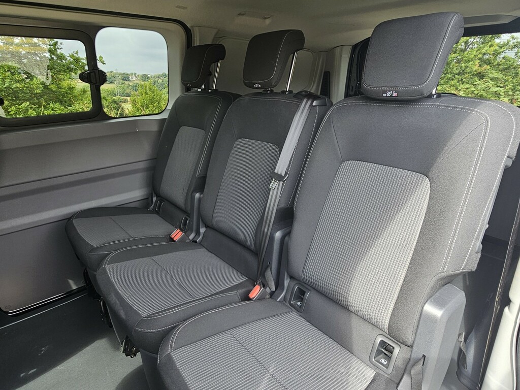 Volkswagen Transporter 2.0 Tdi T32 Commerce Pro Black #4