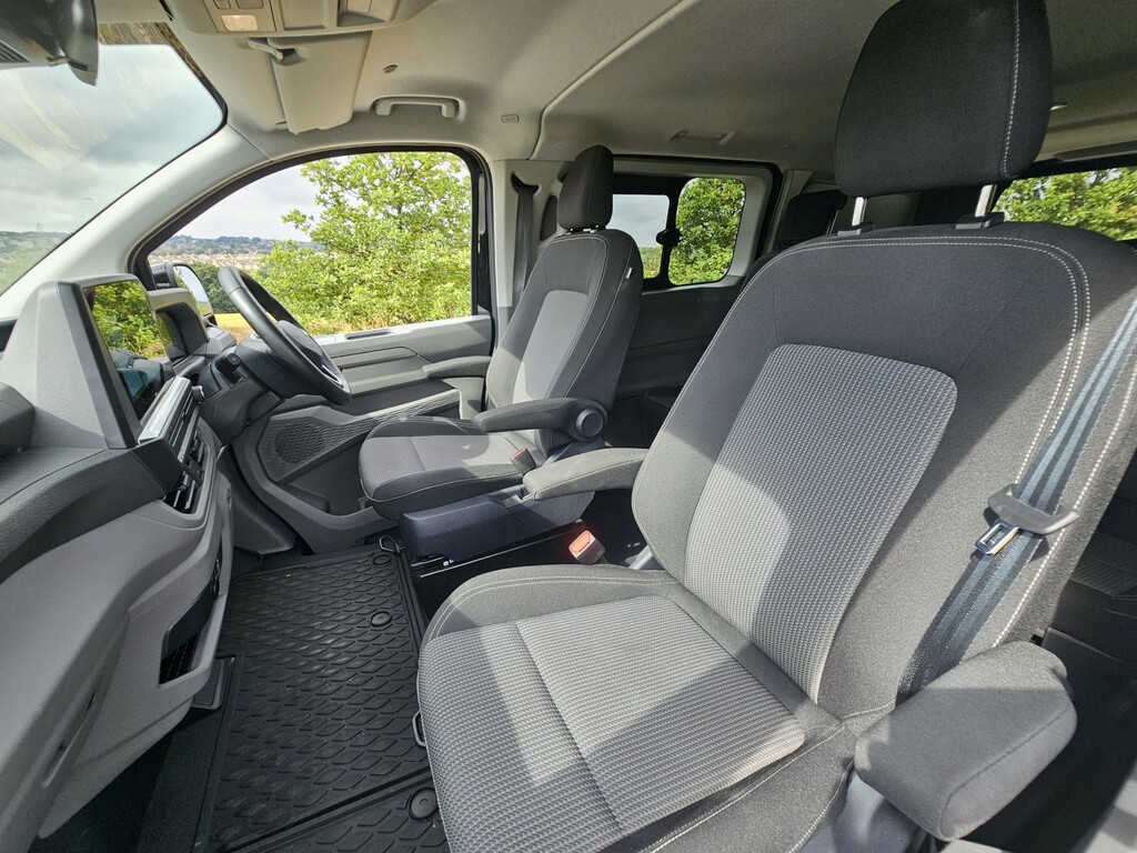 Volkswagen Transporter 2.0 Tdi T32 Commerce Pro Black #2