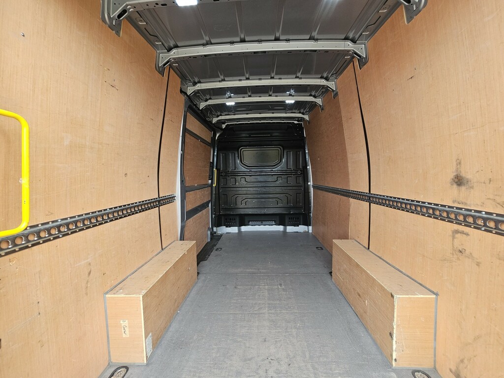 Volkswagen Crafter 2.0 Tdi 140Ps Commerce Plus High Roof Van White #12