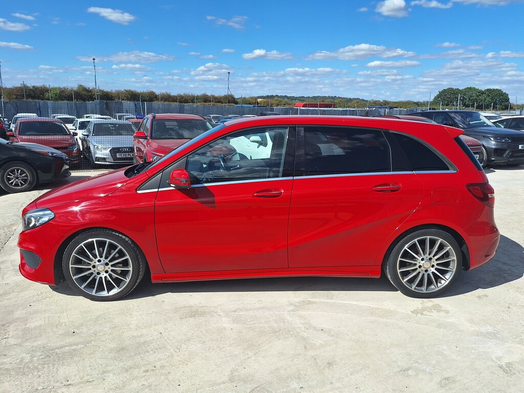 Mercedes-Benz B Class Mpv 1.6 B180 Sport 201564 Red #4