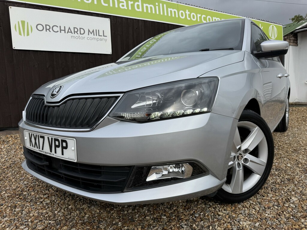Skoda Fabia Hatchback 1.2 Tsi Se L 2017 KX17VPP Silver