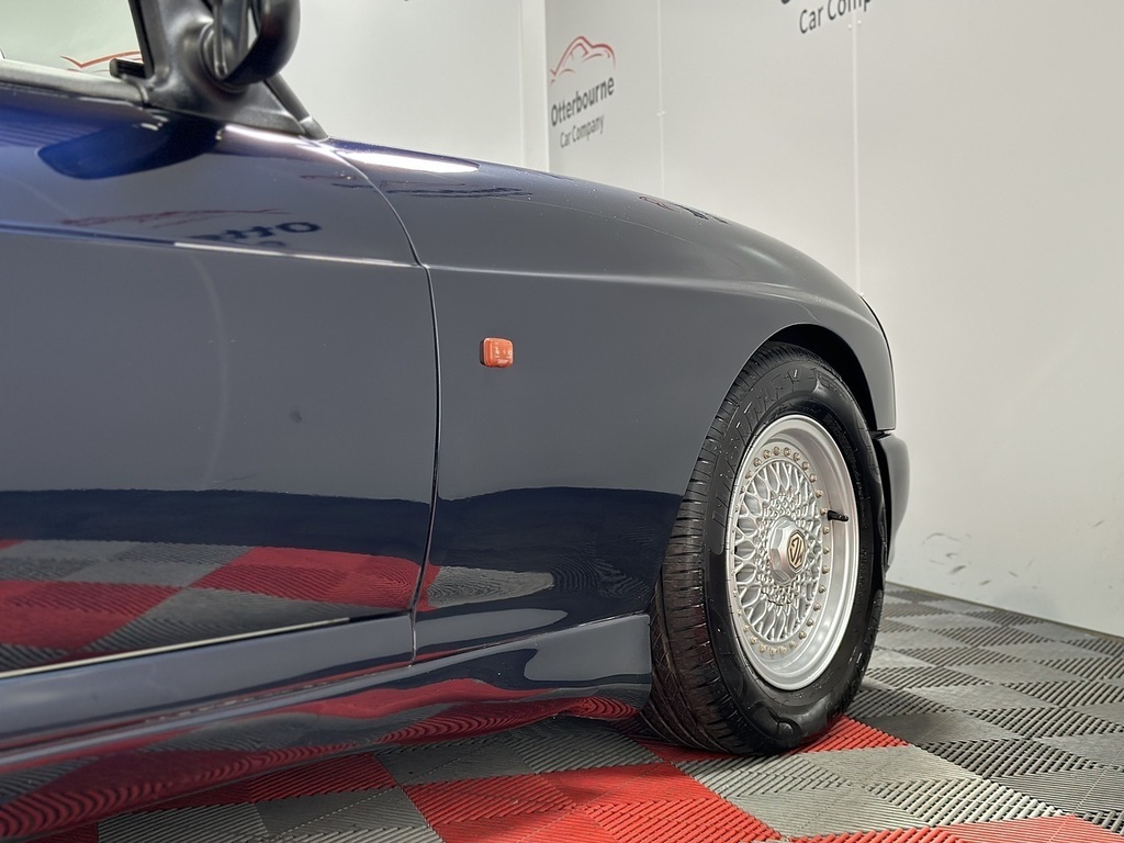 MG RV8 Rv8 Blue #18