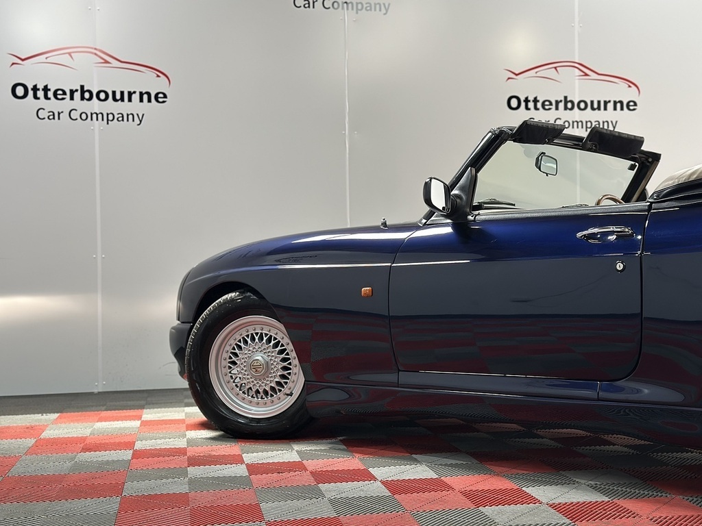 MG RV8 Rv8 Blue #40
