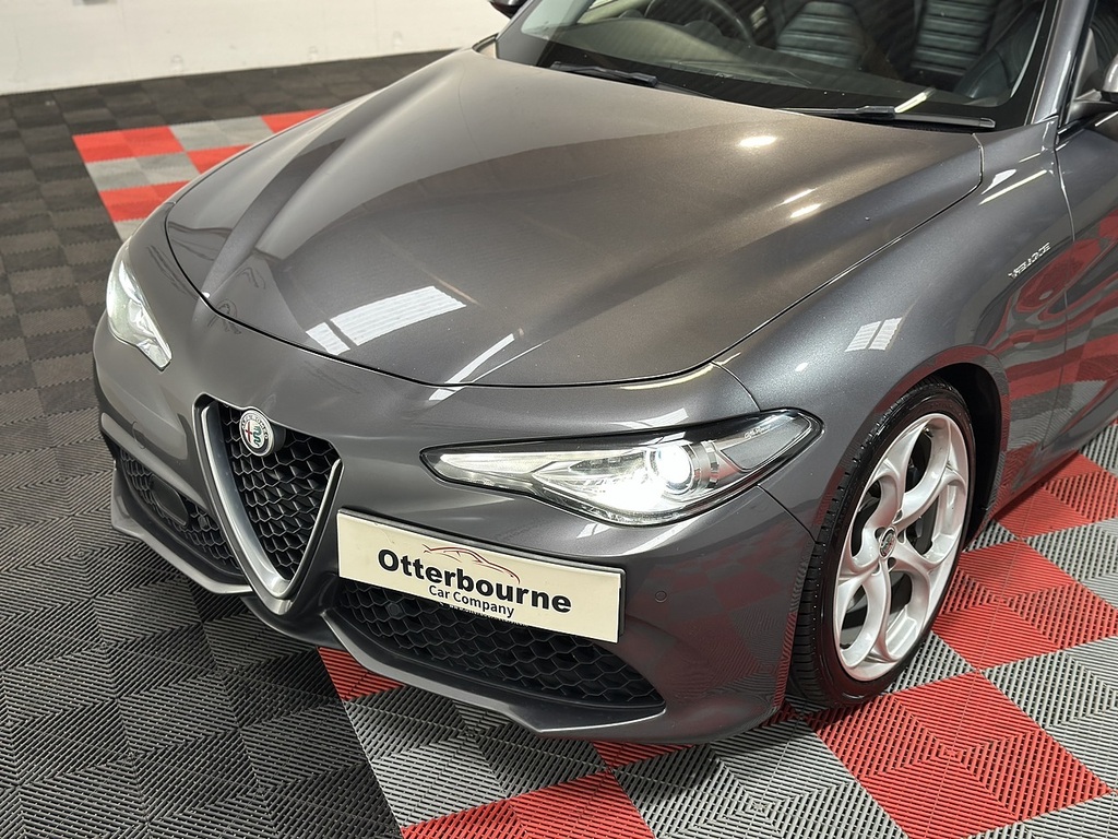 Alfa Romeo Giulia  Red #41