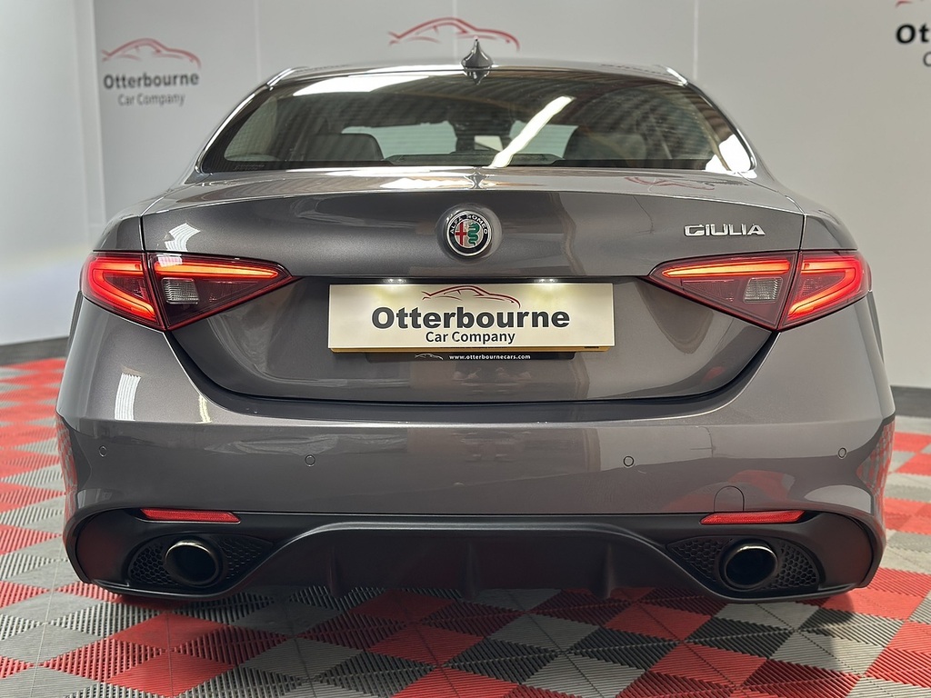 Alfa Romeo Giulia  Red #59