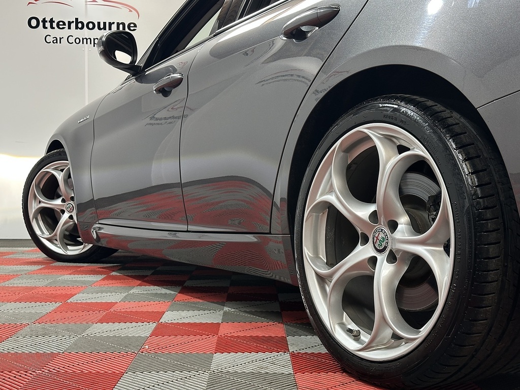 Alfa Romeo Giulia  Red #56