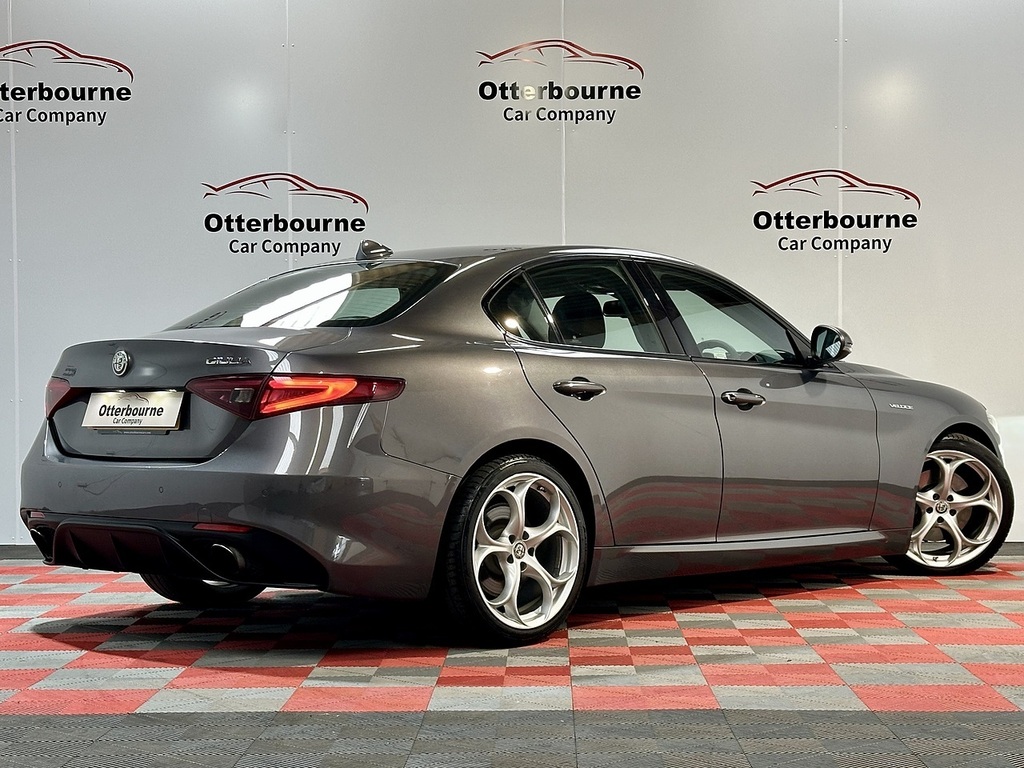 Alfa Romeo Giulia  Red #9
