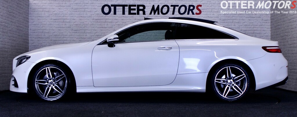 Mercedes-Benz E Class Coupe 2.0 E220d Amg Line - Ulez Compliant PL67JXK White #3