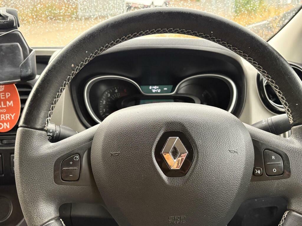 Renault Trafic  Silver #39