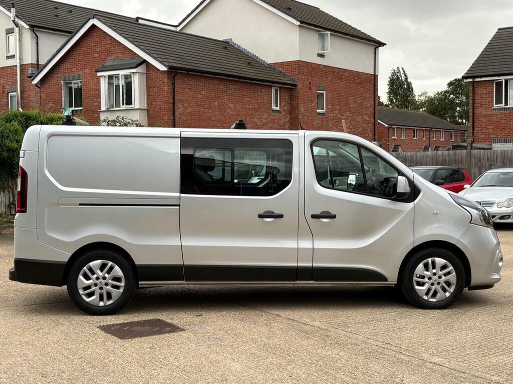 Renault Trafic  Silver #7