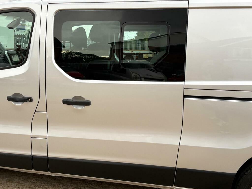 Renault Trafic  Silver #26