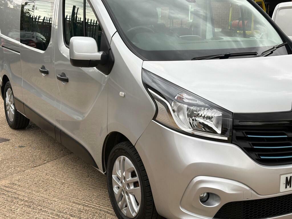 Renault Trafic  Silver #16