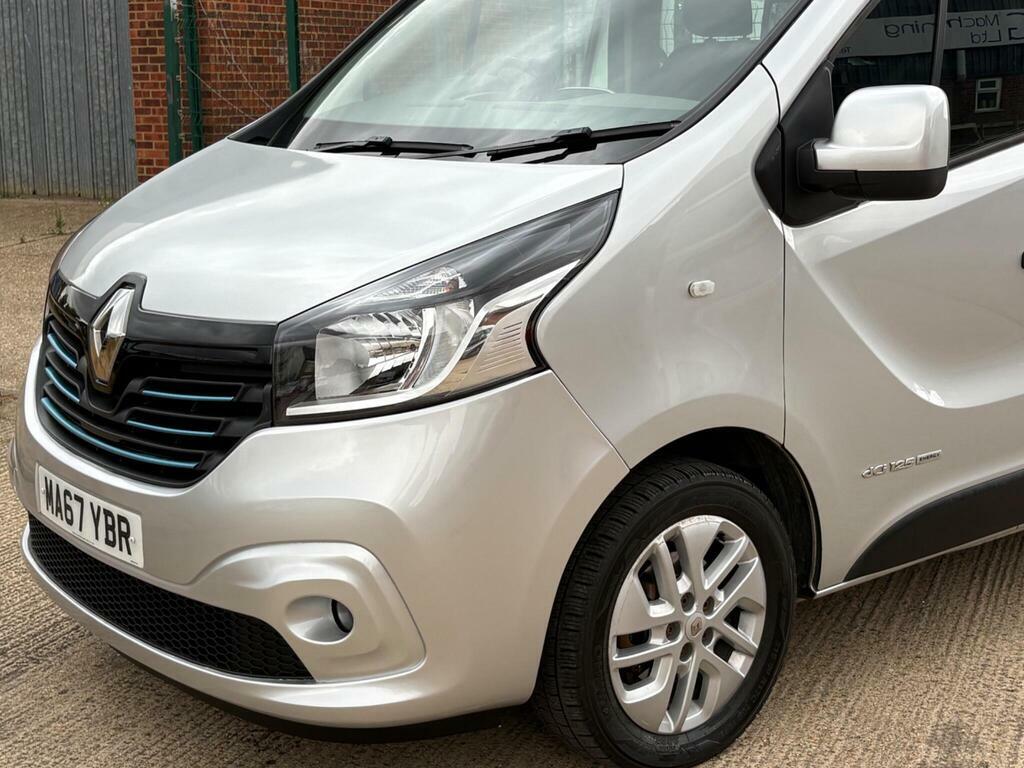 Renault Trafic  Silver #25