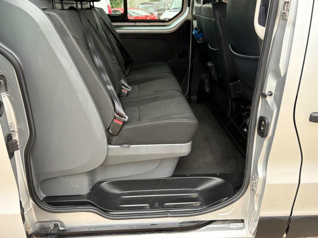 Renault Trafic  Silver #35