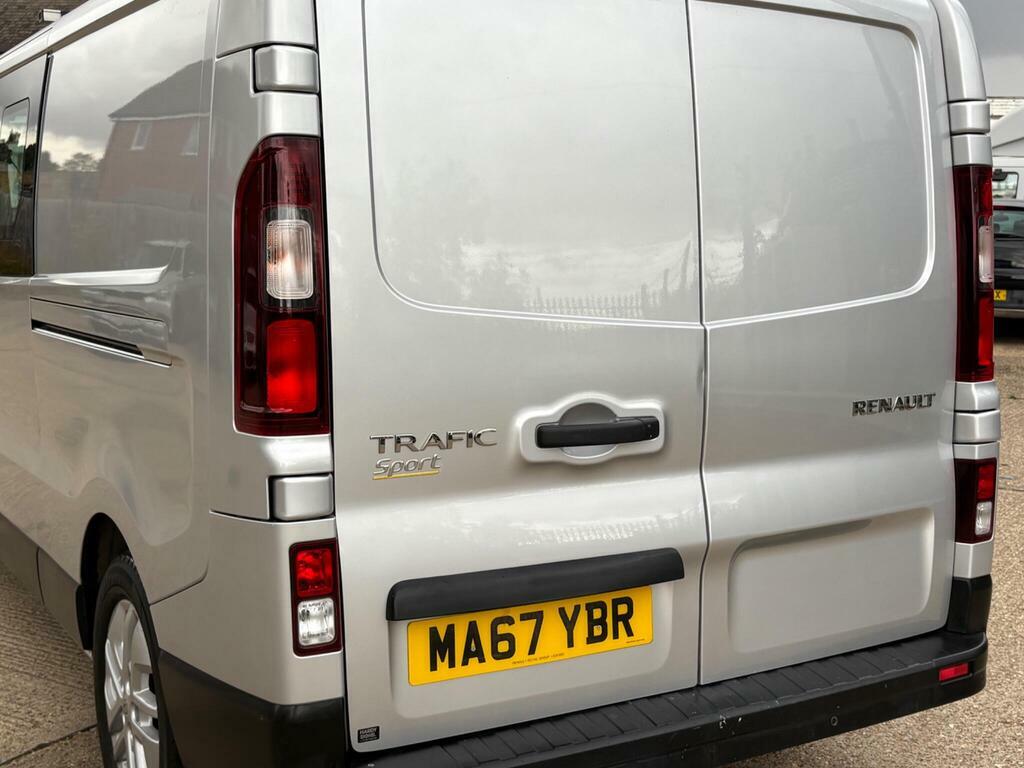 Renault Trafic  Silver #22