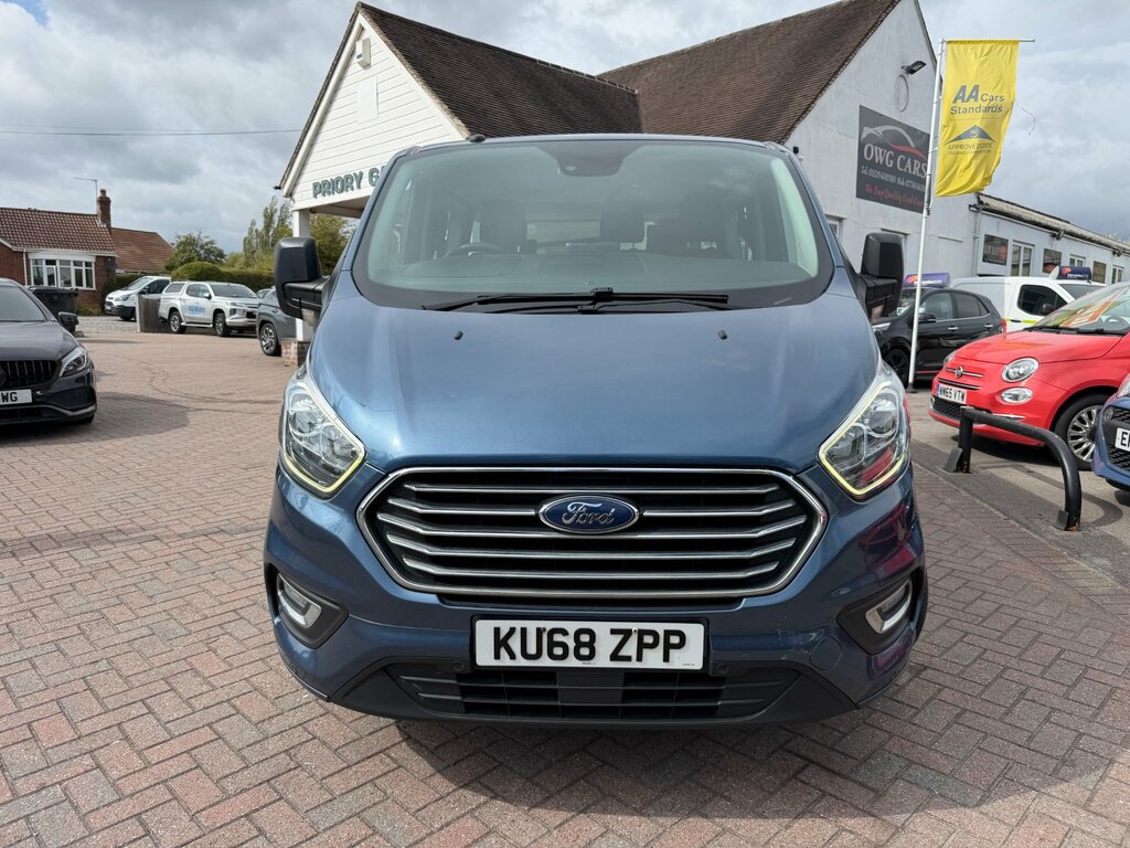 Ford Tourneo Custom 2.0 310 Ecoblue Titanium Minibus Double Cab Di Blue #2