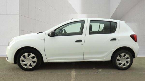 Dacia Sandero 1.0 Sce Essential Euro 6 - 2020 70 CK70FVE White #6