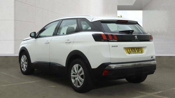 Peugeot 3008 1.5 Bluehdi Active Euro 6 Ss LL69SFU White #4