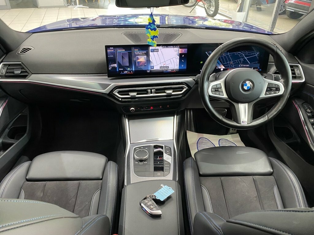BMW 3 Series 2L M Sport YE24PUF Blue #3