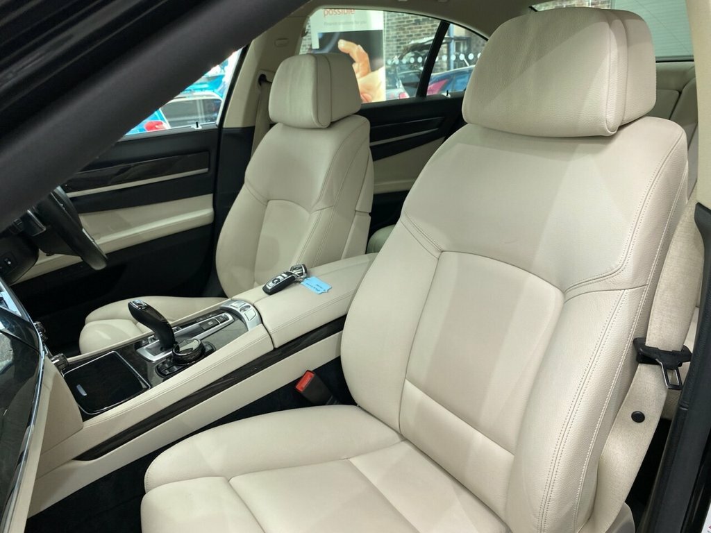BMW 7 Series Se Black #41