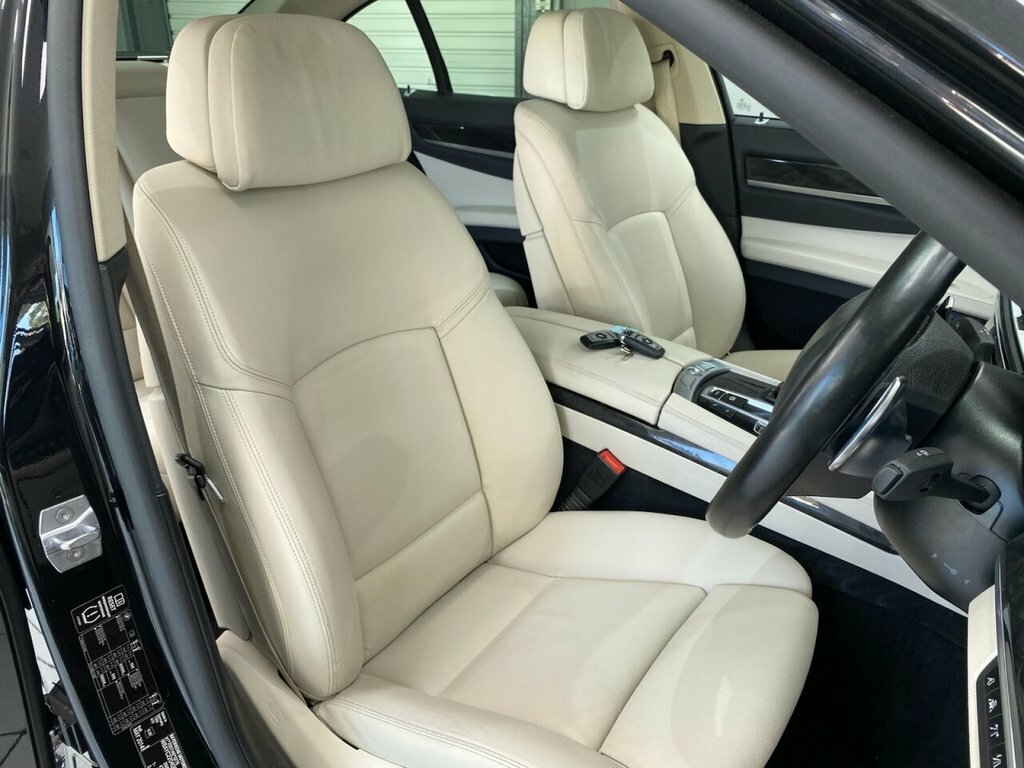 BMW 7 Series Se Black #36