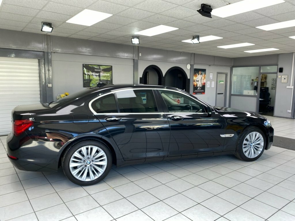 BMW 7 Series Se Black #60