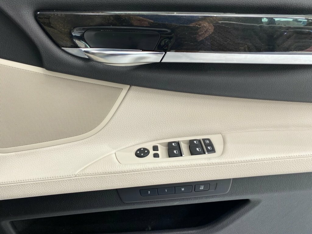 BMW 7 Series Se Black #14
