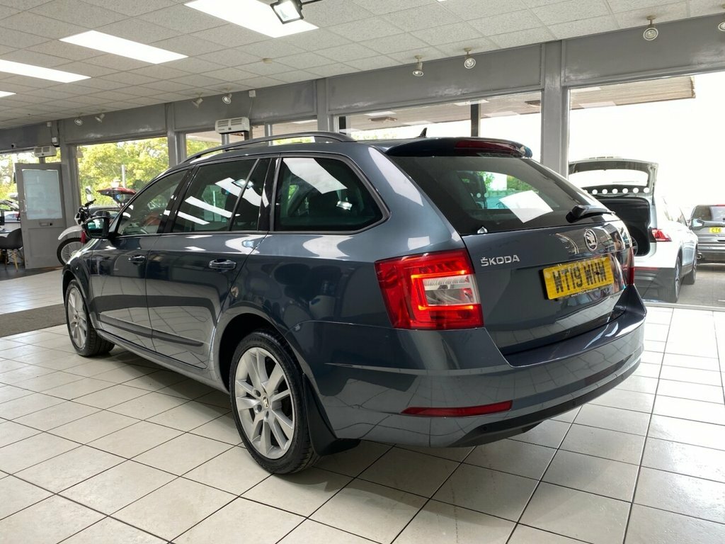 Skoda Octavia 2L Se L WT19WHW Grey #6