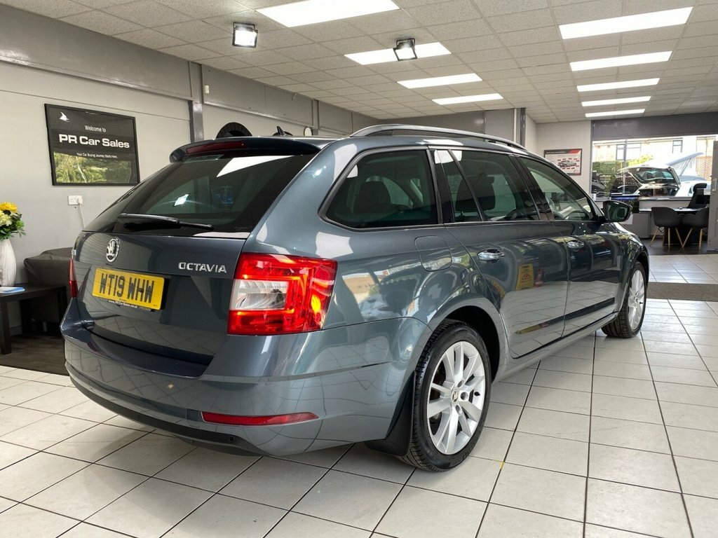 Skoda Octavia 2L Se L WT19WHW Grey #5