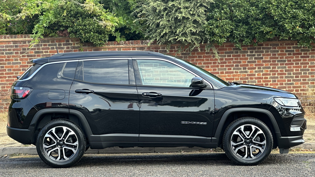 Jeep Compass 1.5 T4 E-torque Hybrid Limited Dct Black