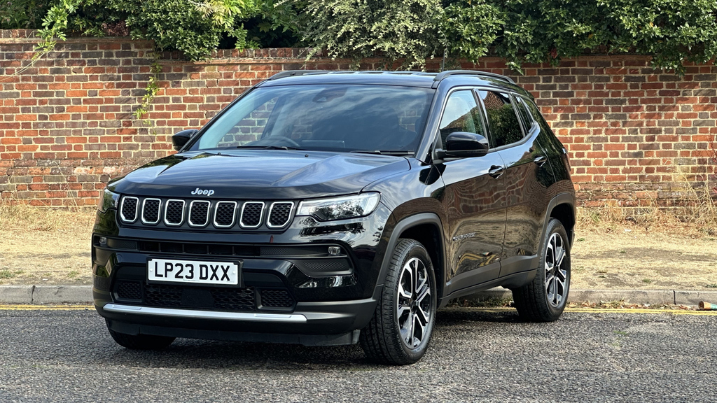 Jeep Compass 1.5 T4 E-torque Hybrid Limited Dct Black #4
