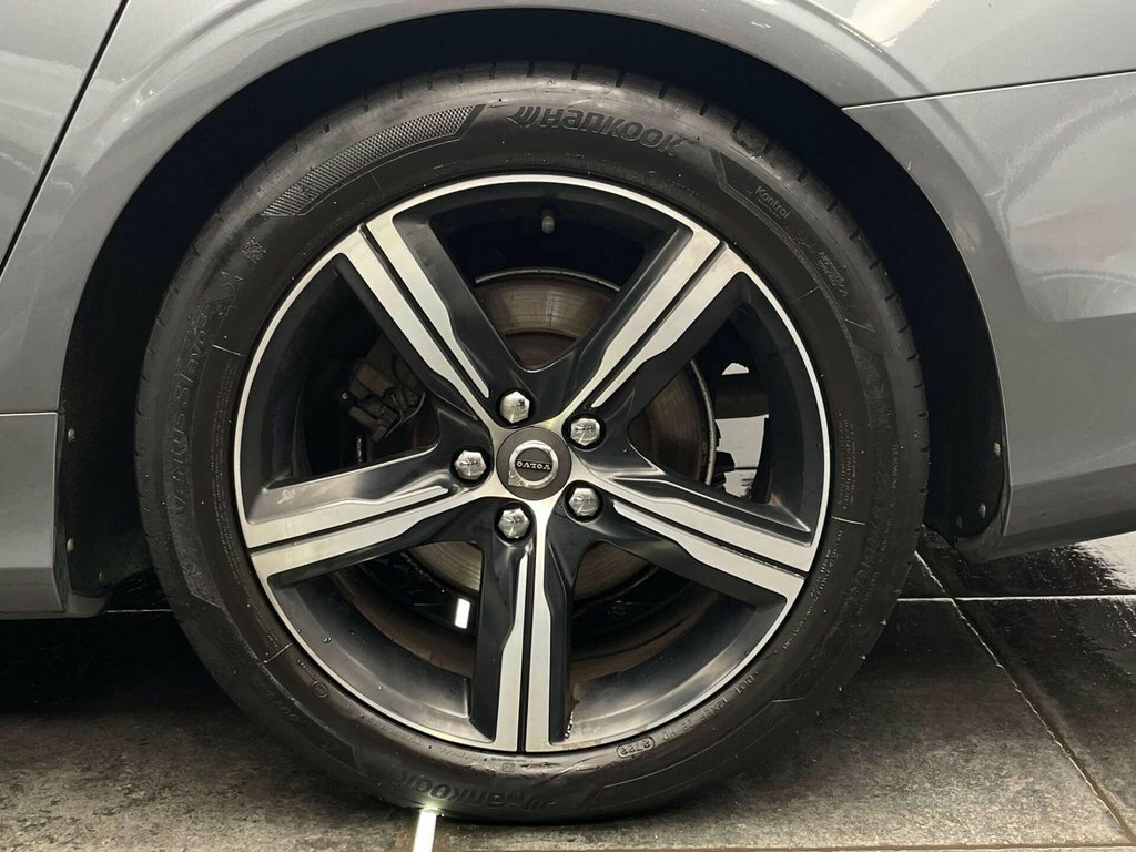 Volvo S90 D4 R-design Silver #37