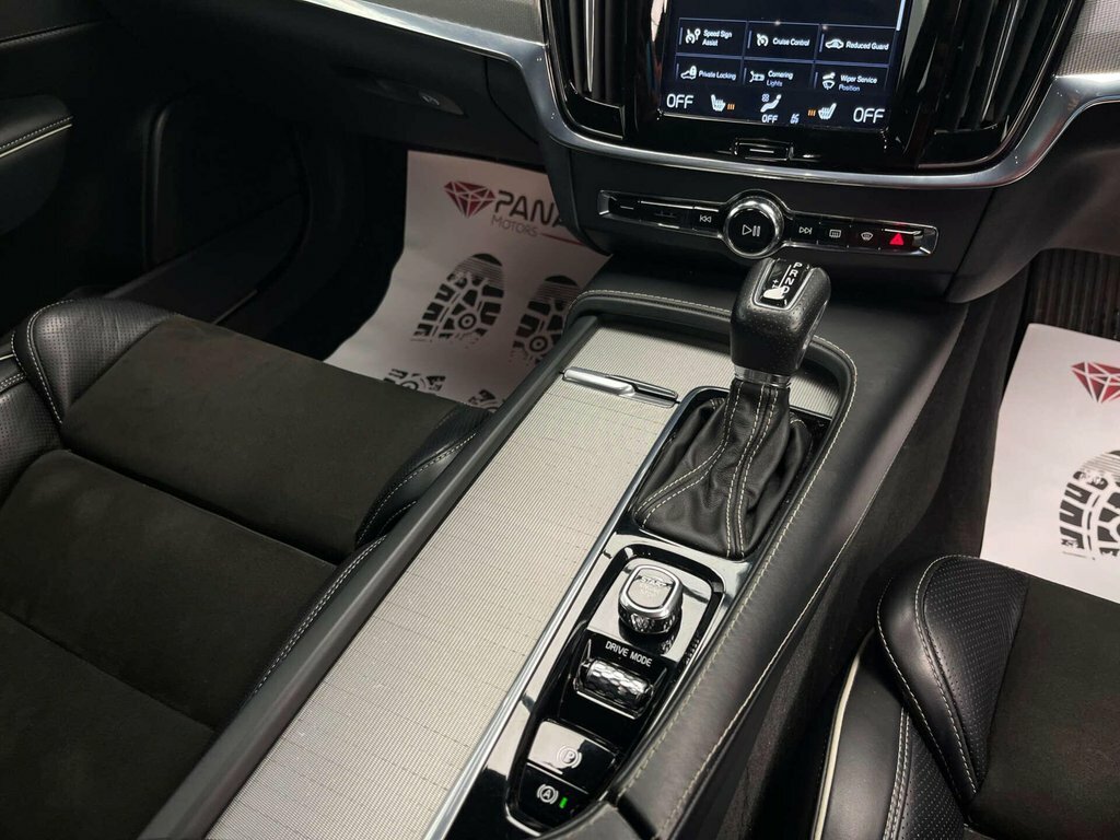 Volvo S90 D4 R-design Silver #18