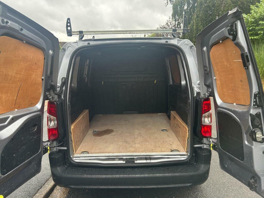 Citroen Berlingo Panel Van White #4