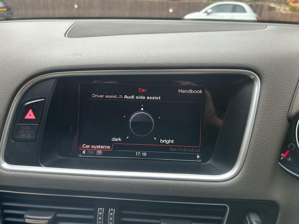 Audi Q5 S Line Plus White #39