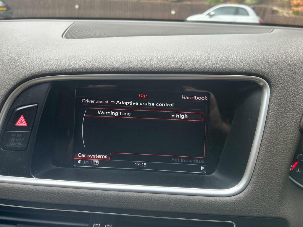 Audi Q5 S Line Plus White #41