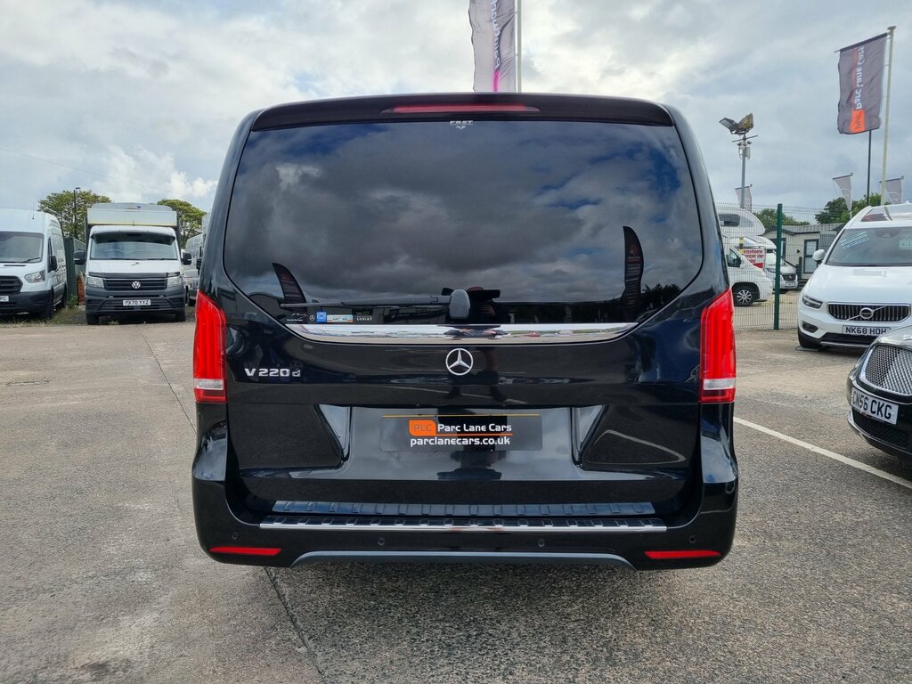 Mercedes-Benz V Class V220d Amg Line Mpv 7 Seat Lwb - Huge Spe Black #4