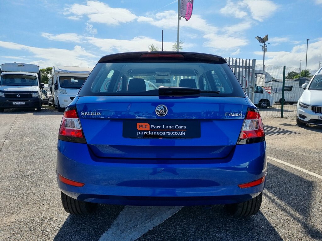 Skoda Fabia 1.0 Colour Edition Hatchback - Only 700 Blue #4