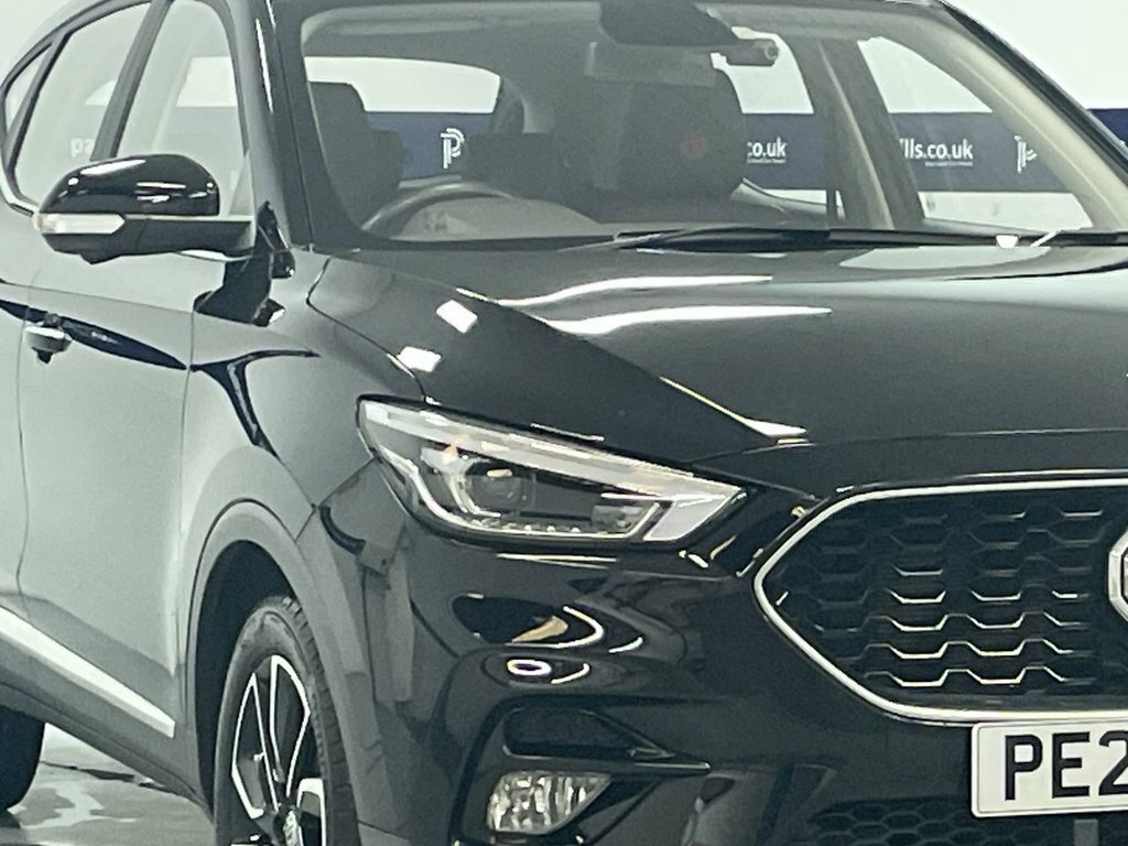 MG ZS 1L Exclusive Black #3