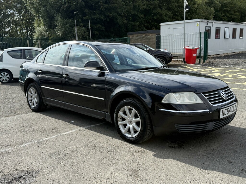 Volkswagen Passat 1.9 Tdi Pd Highline Black #2