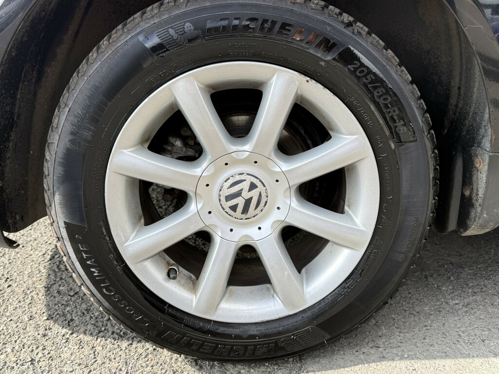 Volkswagen Passat 1.9 Tdi Pd Highline Black #6