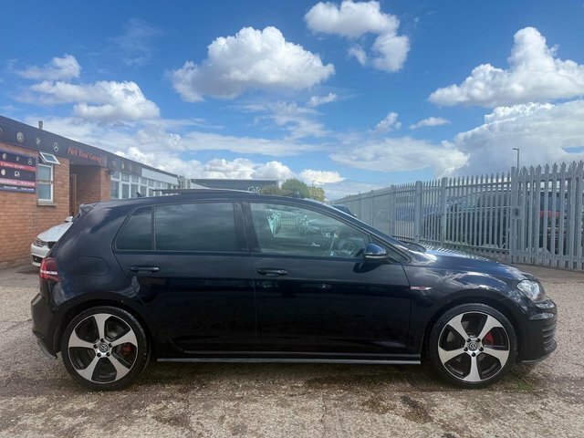 Volkswagen Golf Hatchback KX14GDA #2