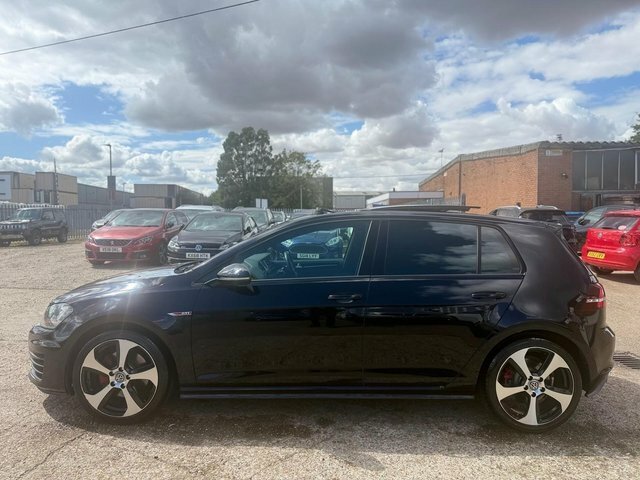Volkswagen Golf Hatchback KX14GDA #5