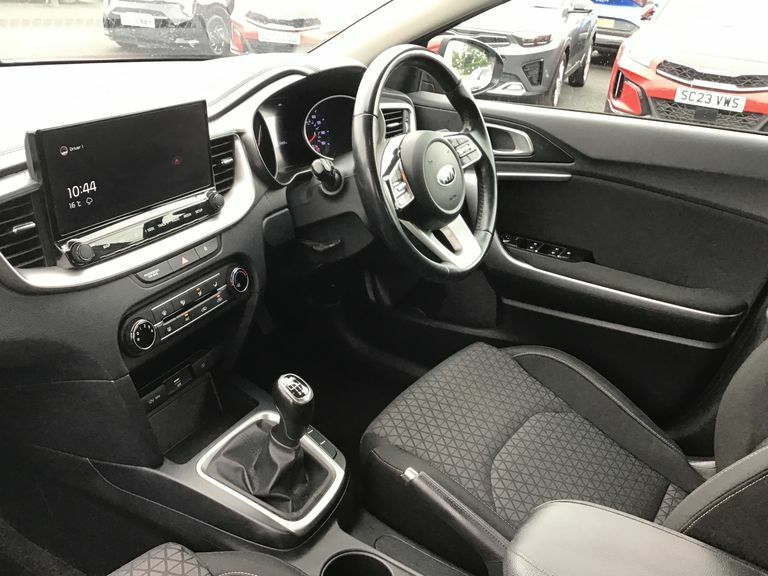 Kia Ceed 1.0T Gdi Isg 2  #3
