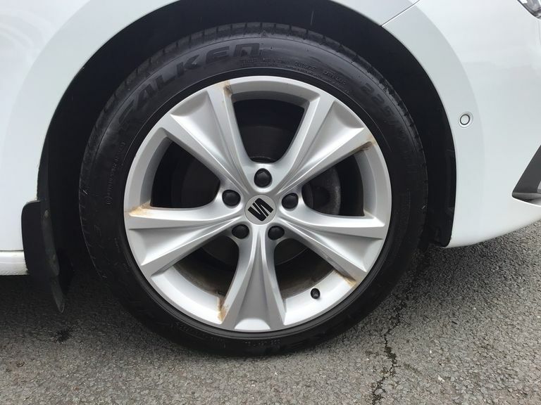 Seat Leon 2.0 Tsi 290 Cupra Ez Dsg White #4