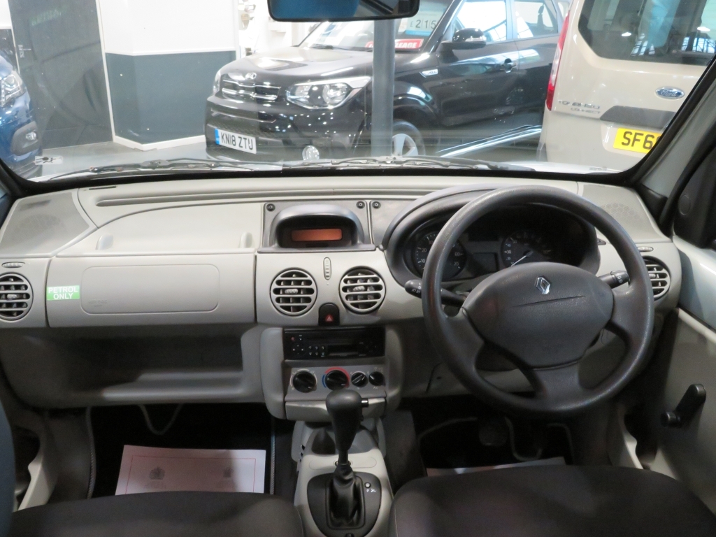Renault Kangoo Expression Dci 5-Door Grey #13