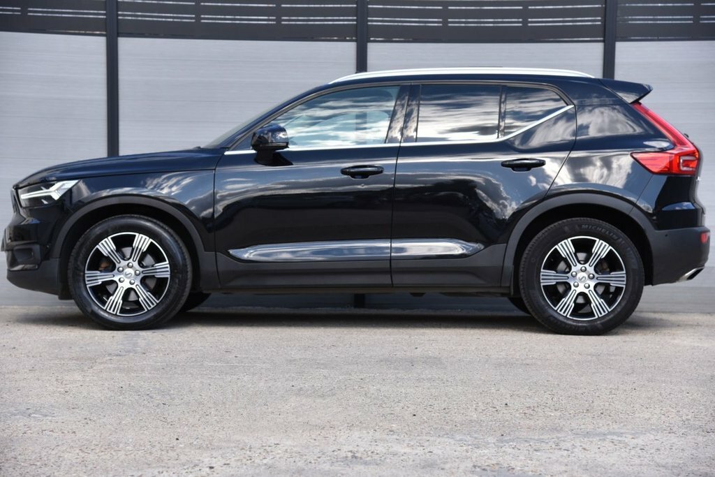 Volvo XC40 2L Inscription Black #6